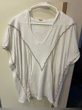 POL Women’s White Hooded Short Sleeve Top with Contrast Trim & Pockets Size L